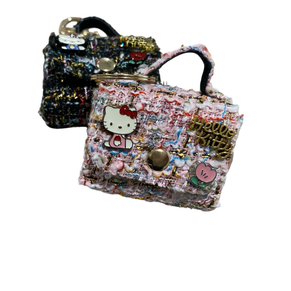 Hello Kitty Tweed MiniAir Pod Case